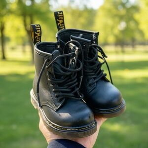 Dr. Martens Classic Black Lace-Up Boots Toddler Size 7